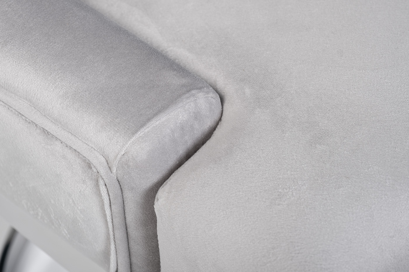 Стул велюровый светло-серый/хром 4