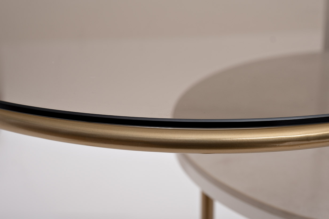 Набор из 2х журнальных столов 4