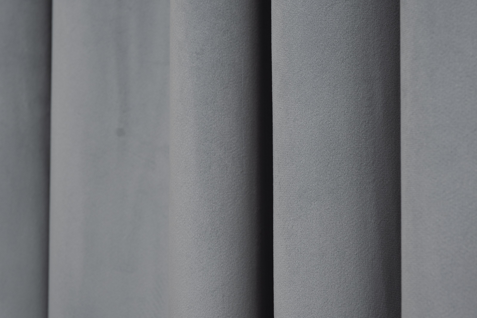 Портьера Силки (Silky) 300х260см димаут голубая 2