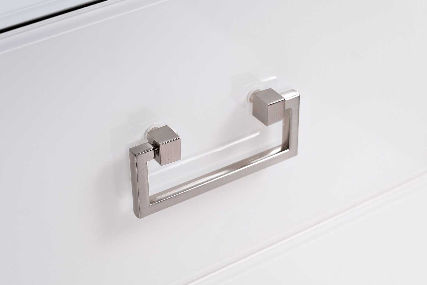 Тумбочка с ящиками белая/хром 4