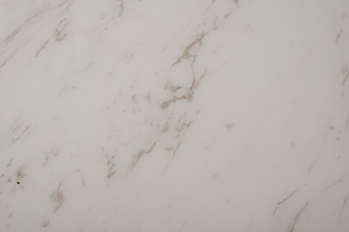 Стол обеденный круглый мраморный/основание бежевое 3