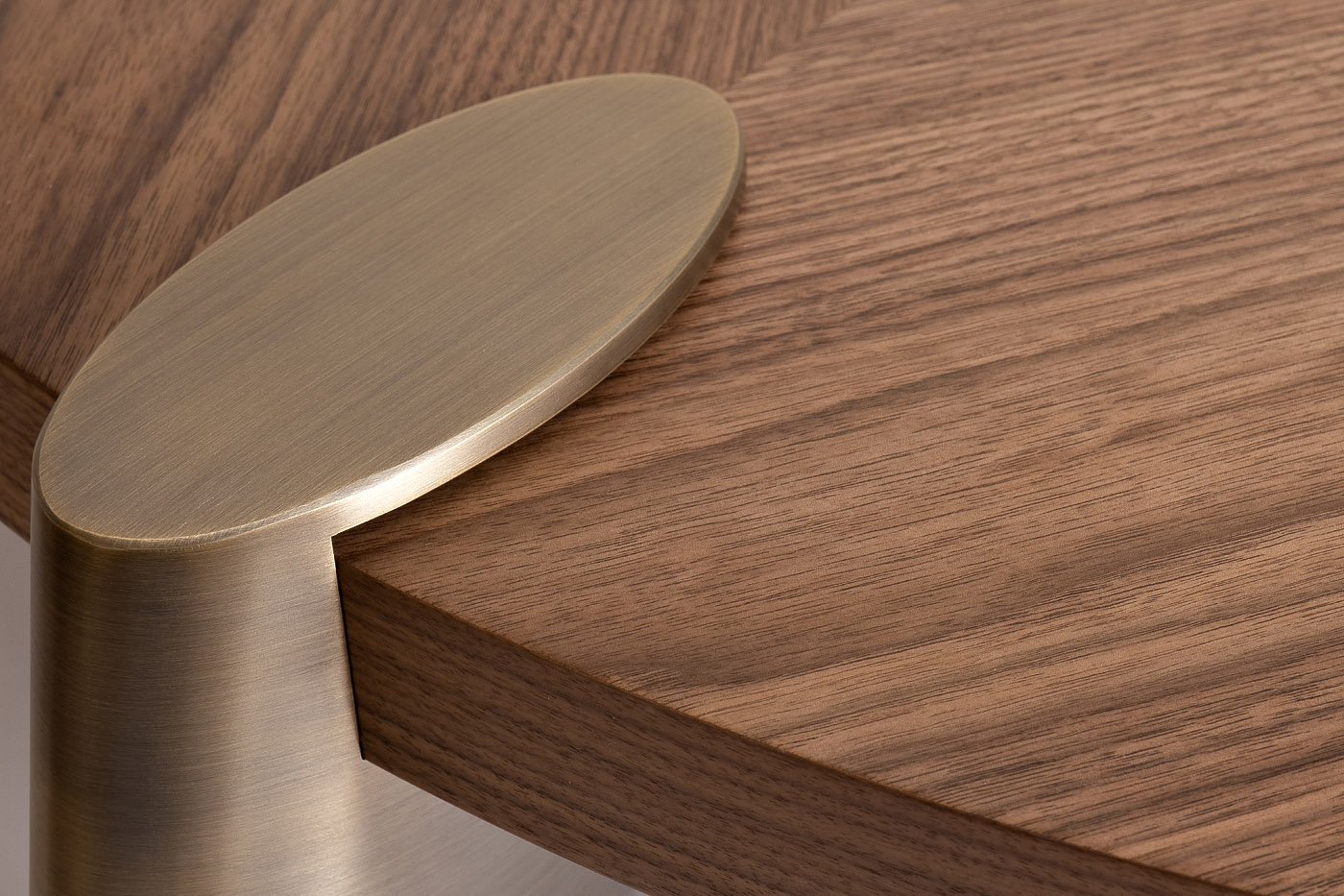 Стол журнальный Kong светлый орех 3