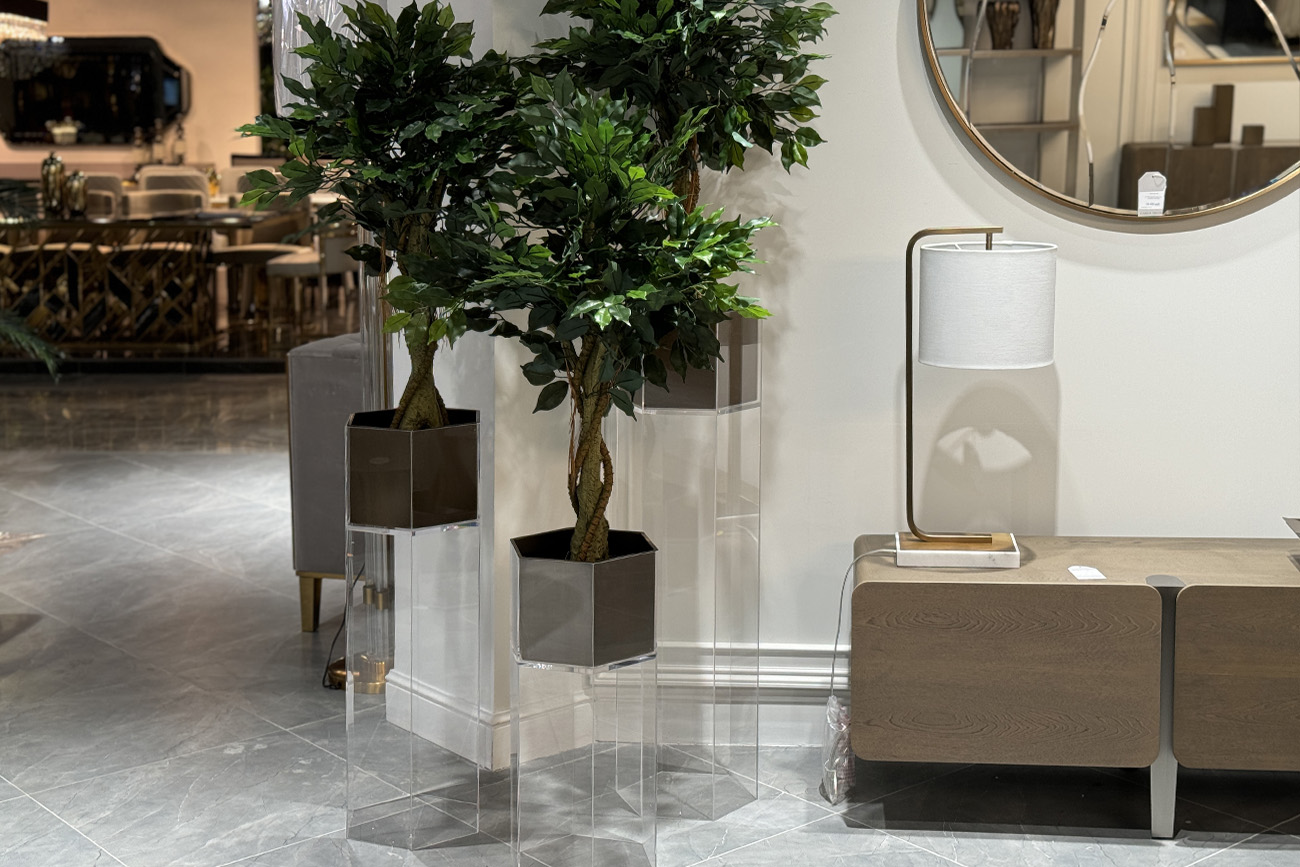 Кашпо высокое напольное акрил/бронза 3