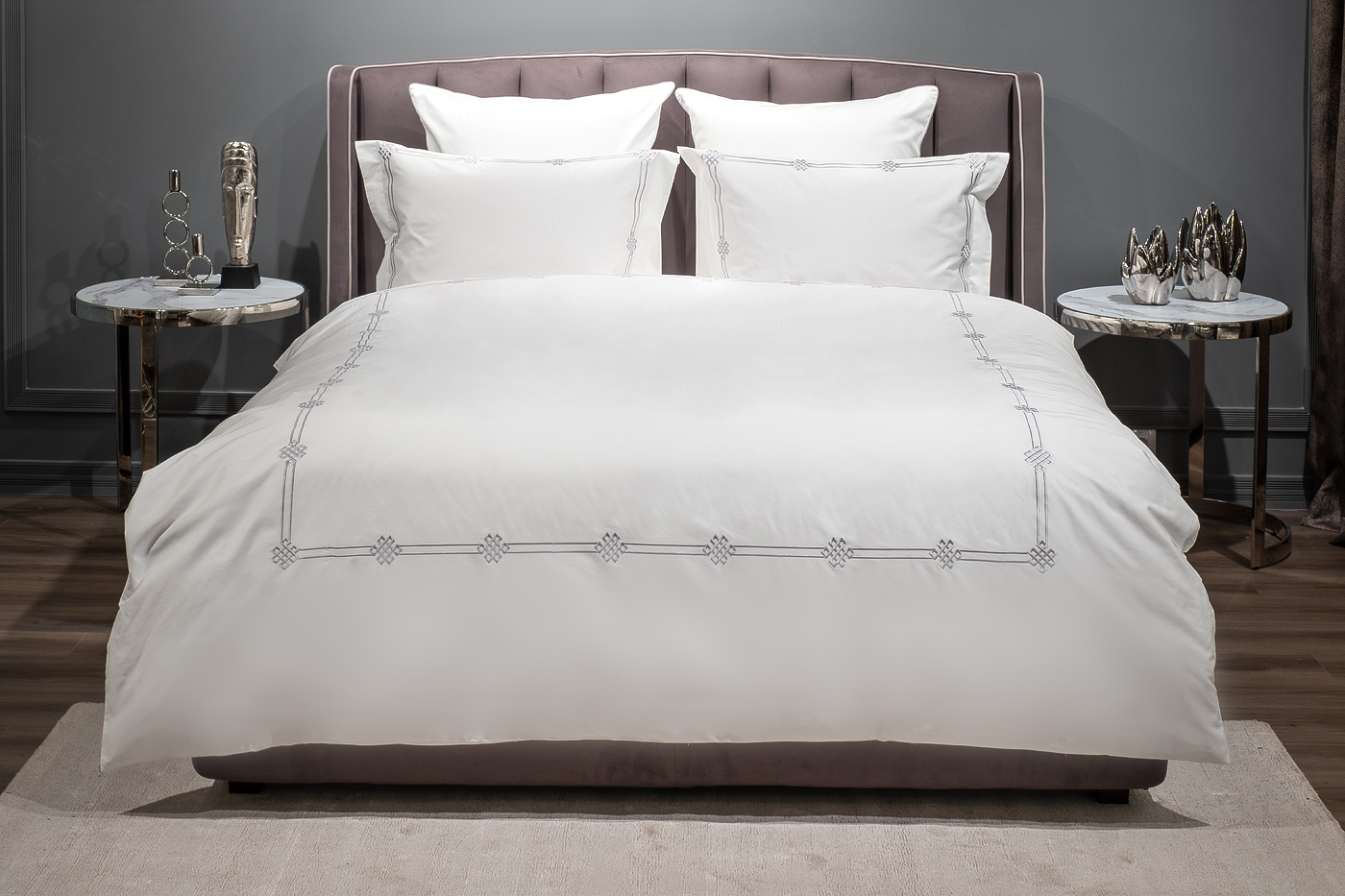Комплект постельного белья «Арктик» с вышивкой евро 220х200см 1