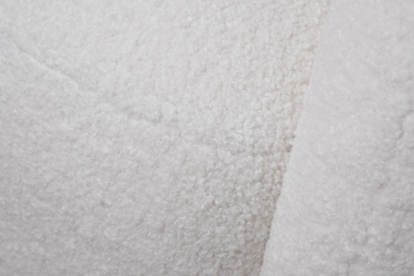 Кресло вращающееся Монблан(Monblan) букле белое 6