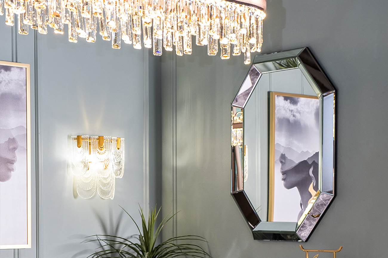 Зеркало декоративное в зеркальной раме 4