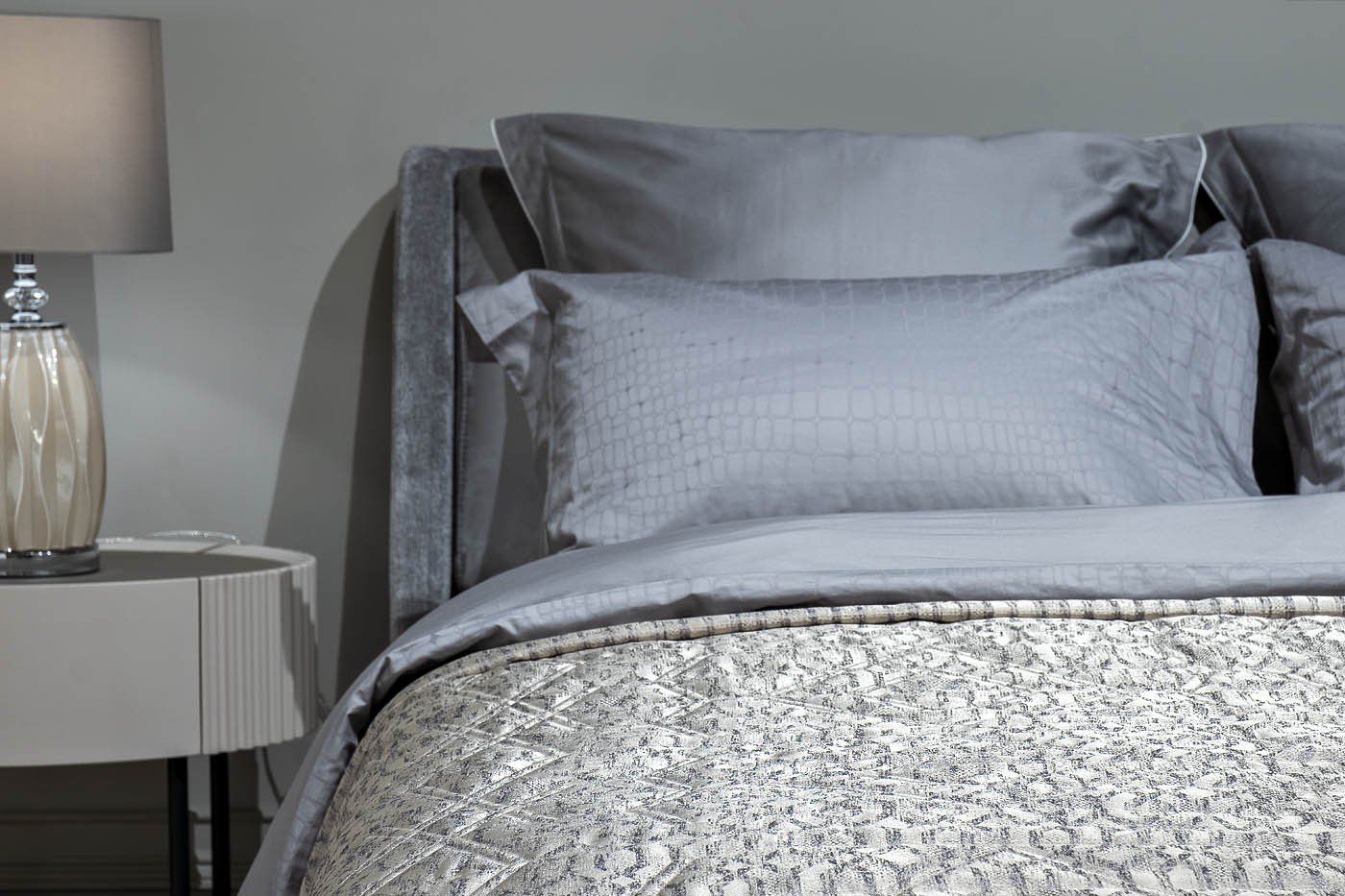 Покрывало Хьюстон (Houston) 180х230см серое со стежкой 3