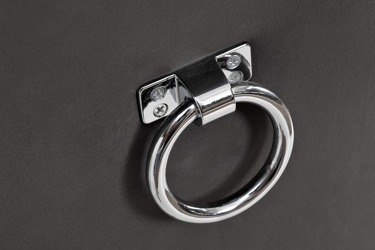 Стул велюровый серый с кольцом 5