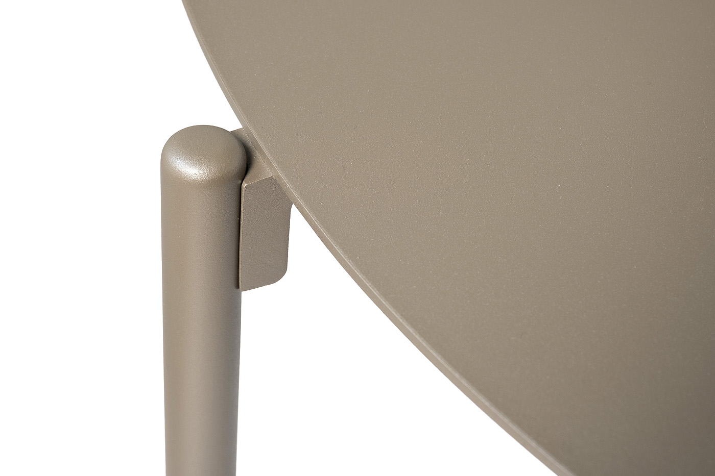 Стол журнальный уличный «Амбиансе» шампань 2