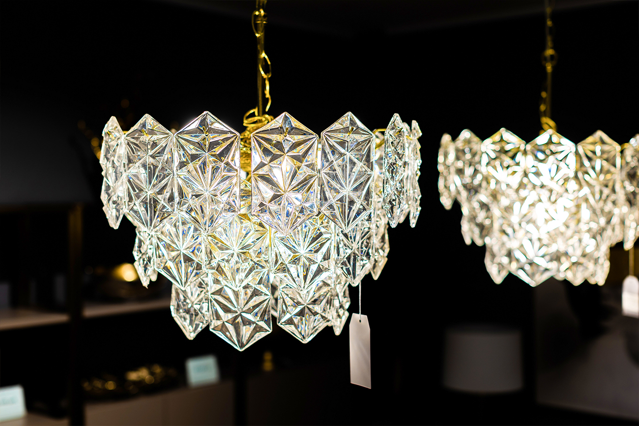 Люстра потолочная TENDER латунь 5