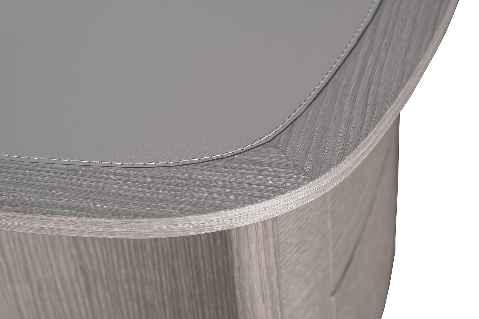 Тумбочка с 2мя ящиками 4