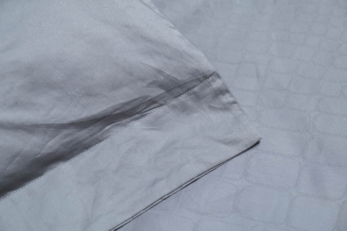 Пододеяльник сатиновый жаккард «Змейка» 200х220см серый 4