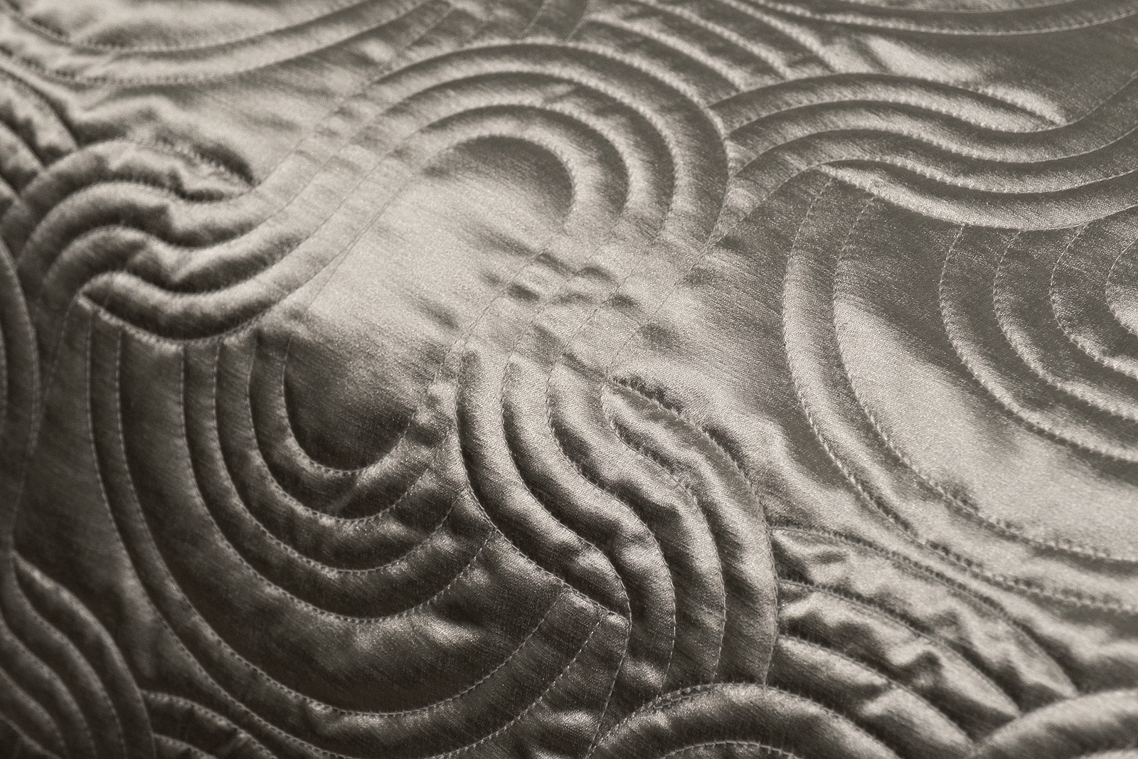 Покрывало Эйфория (Euphoria) 12 Аморе 260х260см со стежкой 4