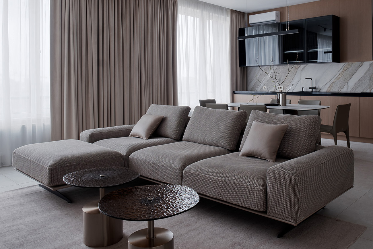 Столик журнальный с рельефным тонированным стеклом 7