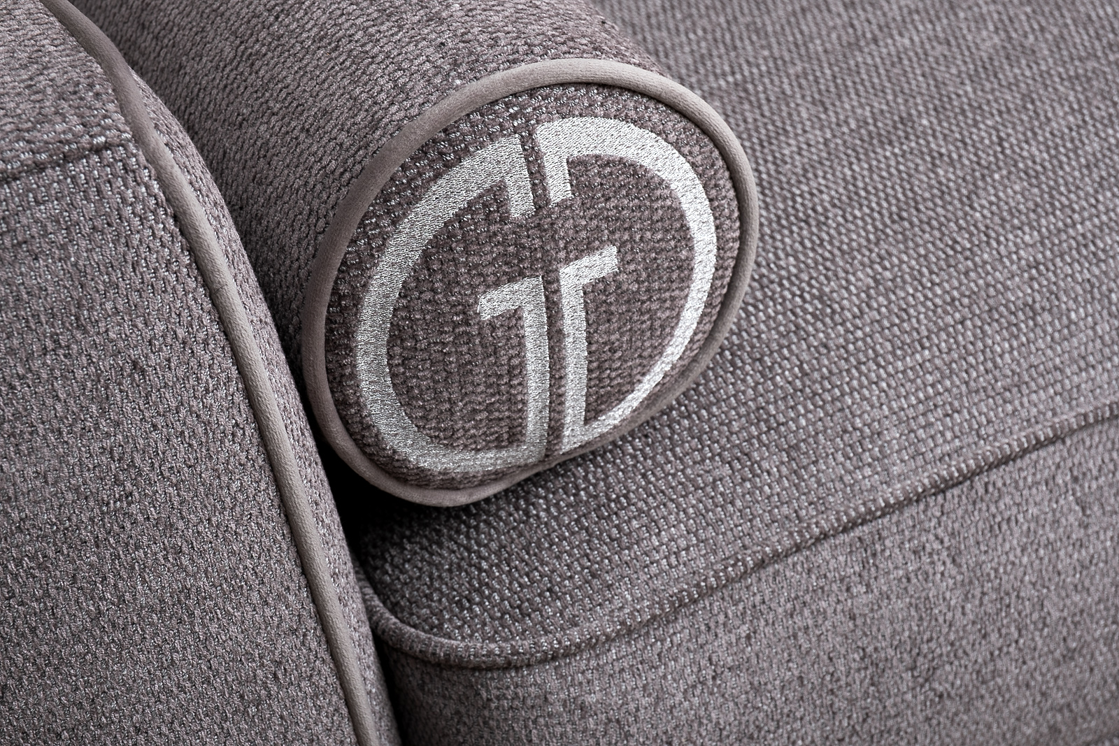 Диван Мадрид Мемори(Madrid Memory) трехместный шенилл коричневый с кантом 4