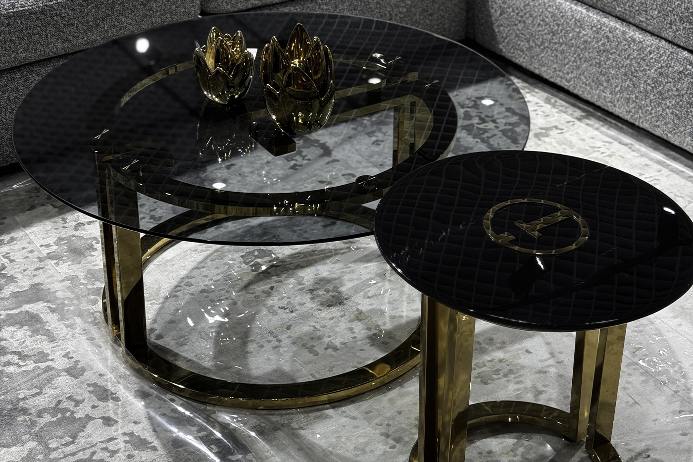 Столик журнальный Garda Decor круглый 4