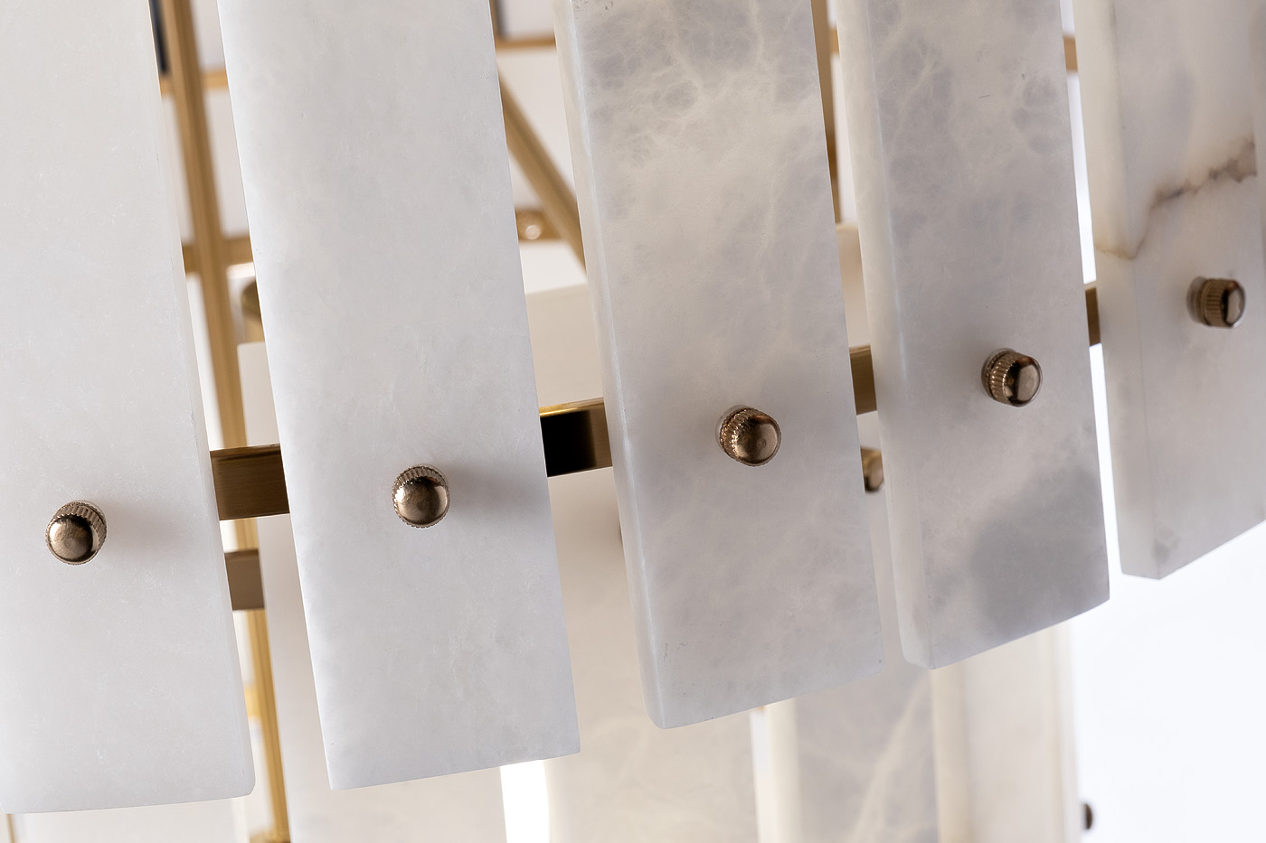 Люстра подвесная мраморная 2