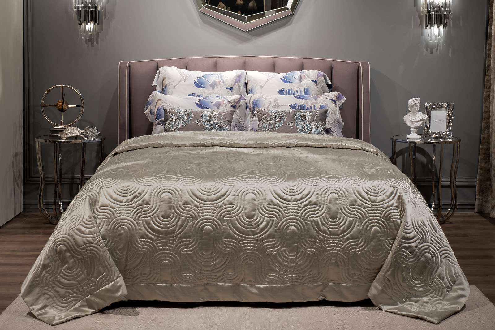 Покрывало Эйфория (Euphoria) 12 Аморе 260х260см со стежкой 1