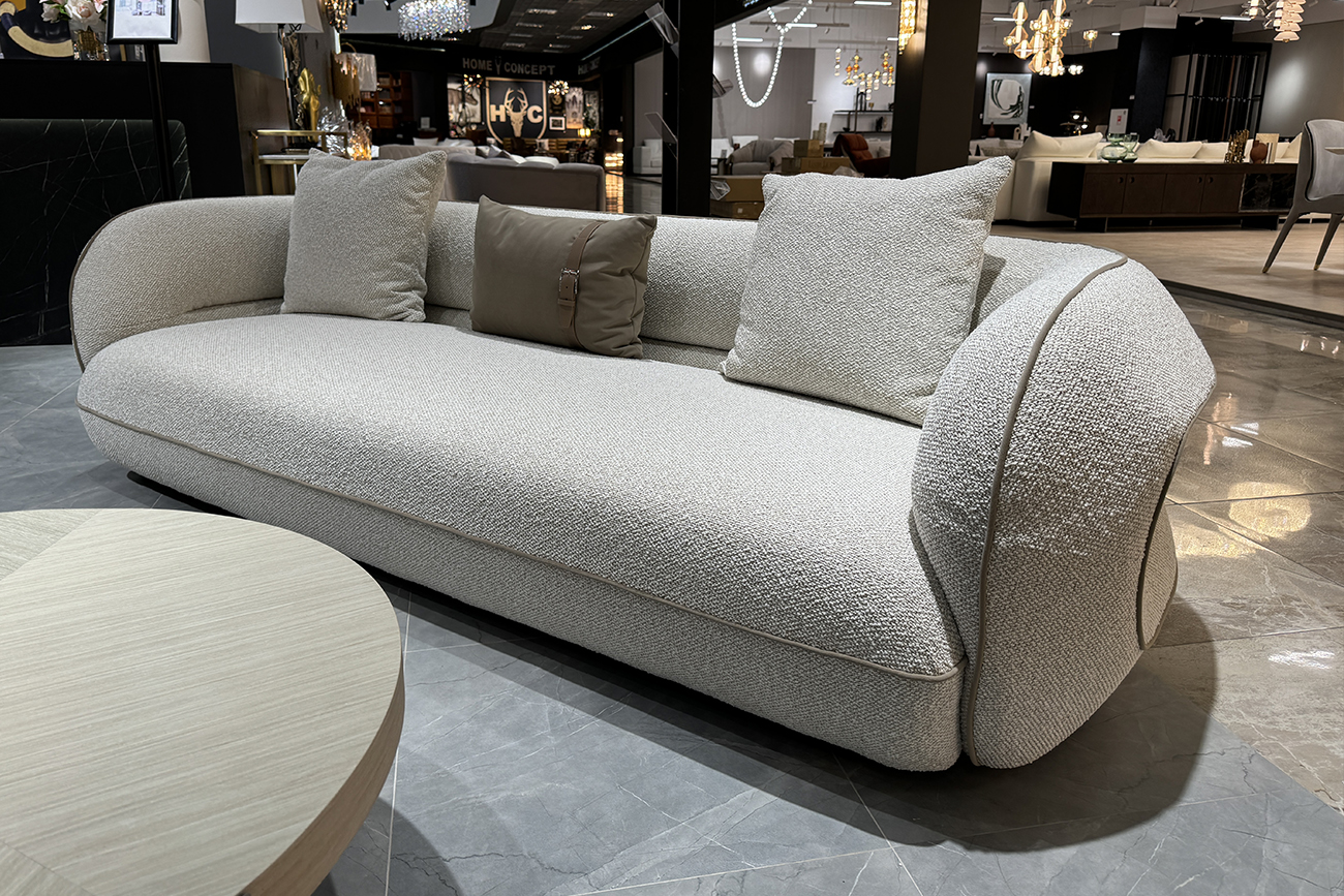 Диван Амели (Amelia) трехместный букле светлый с бежевым кантом 10