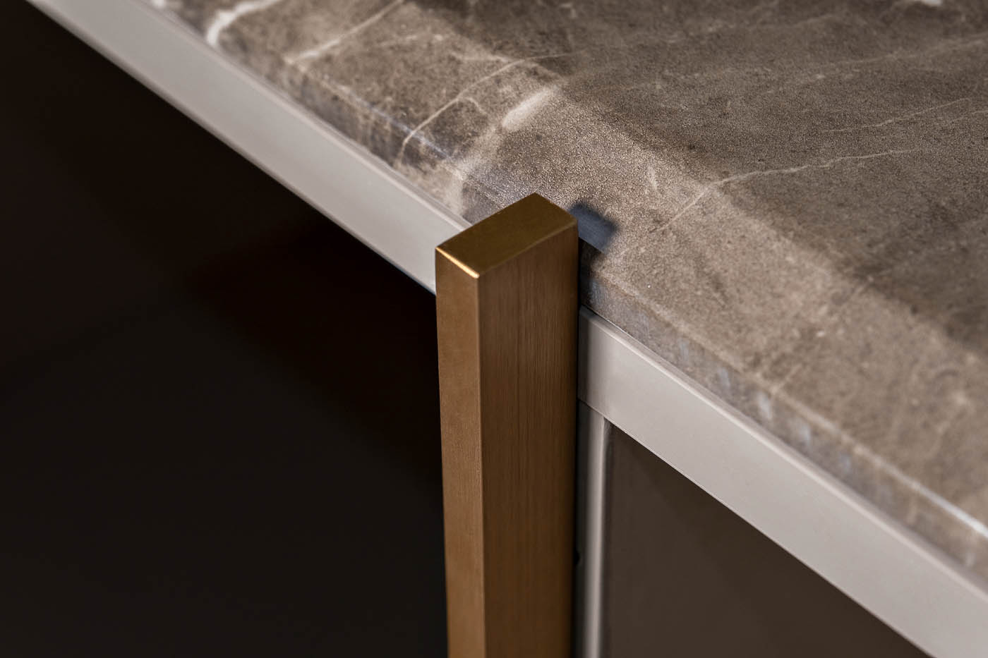 Комод «Дверь» (Gate) 4