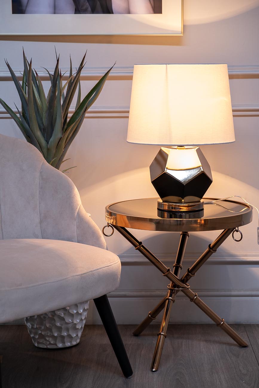 Лампа настольная золотая (белый абажур) 3