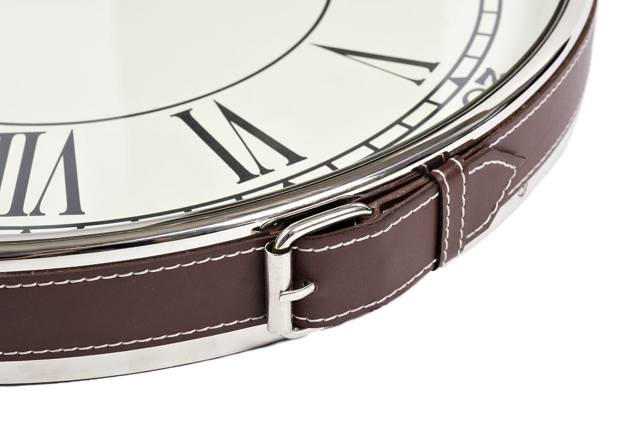 Часы настенные круглые на кожаном подвесе (хром) 2