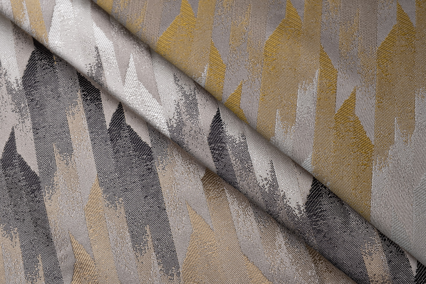 Ткань портьерная CASCADA с золотым 3