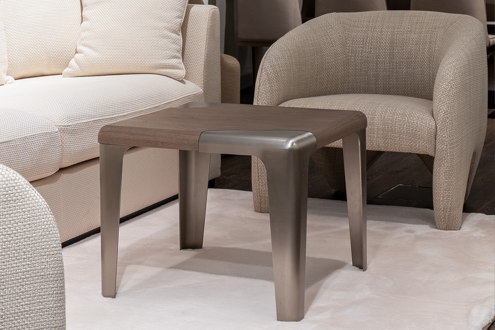 Столик журнальный «Закруглённый» (Smooth) квадратный 5