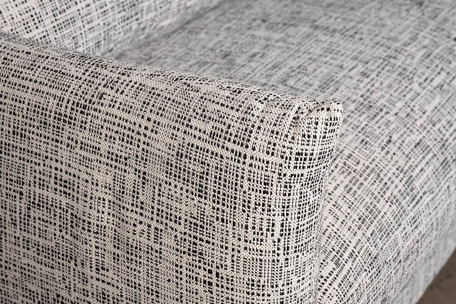 Диван трехместный серый 6