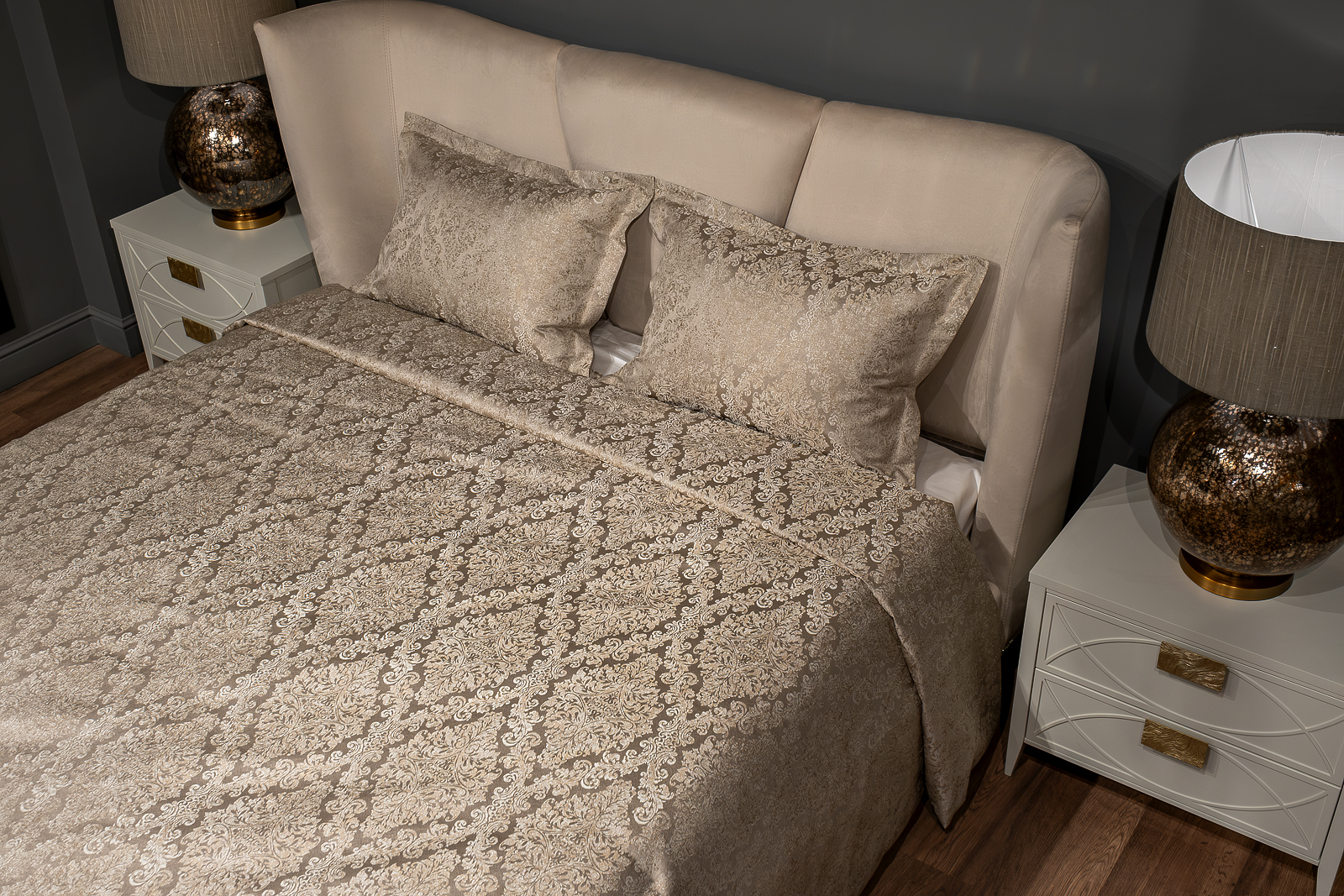 Комплект Эмоция (Emotion) покрывало с двумя наволочками 2