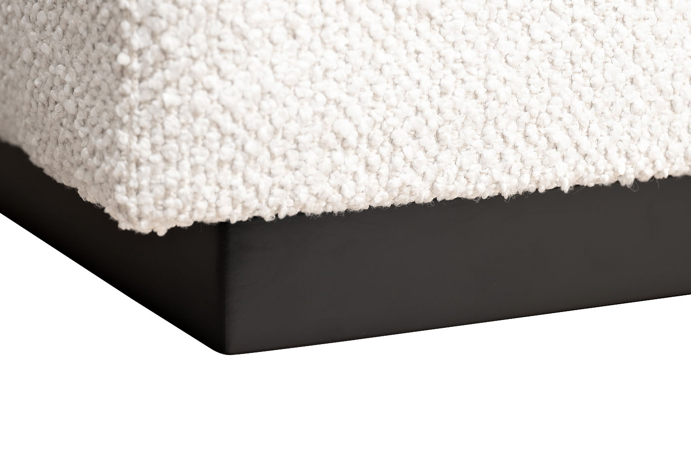 Диван Роберто(Roberto) трехместный букле кремовый 8