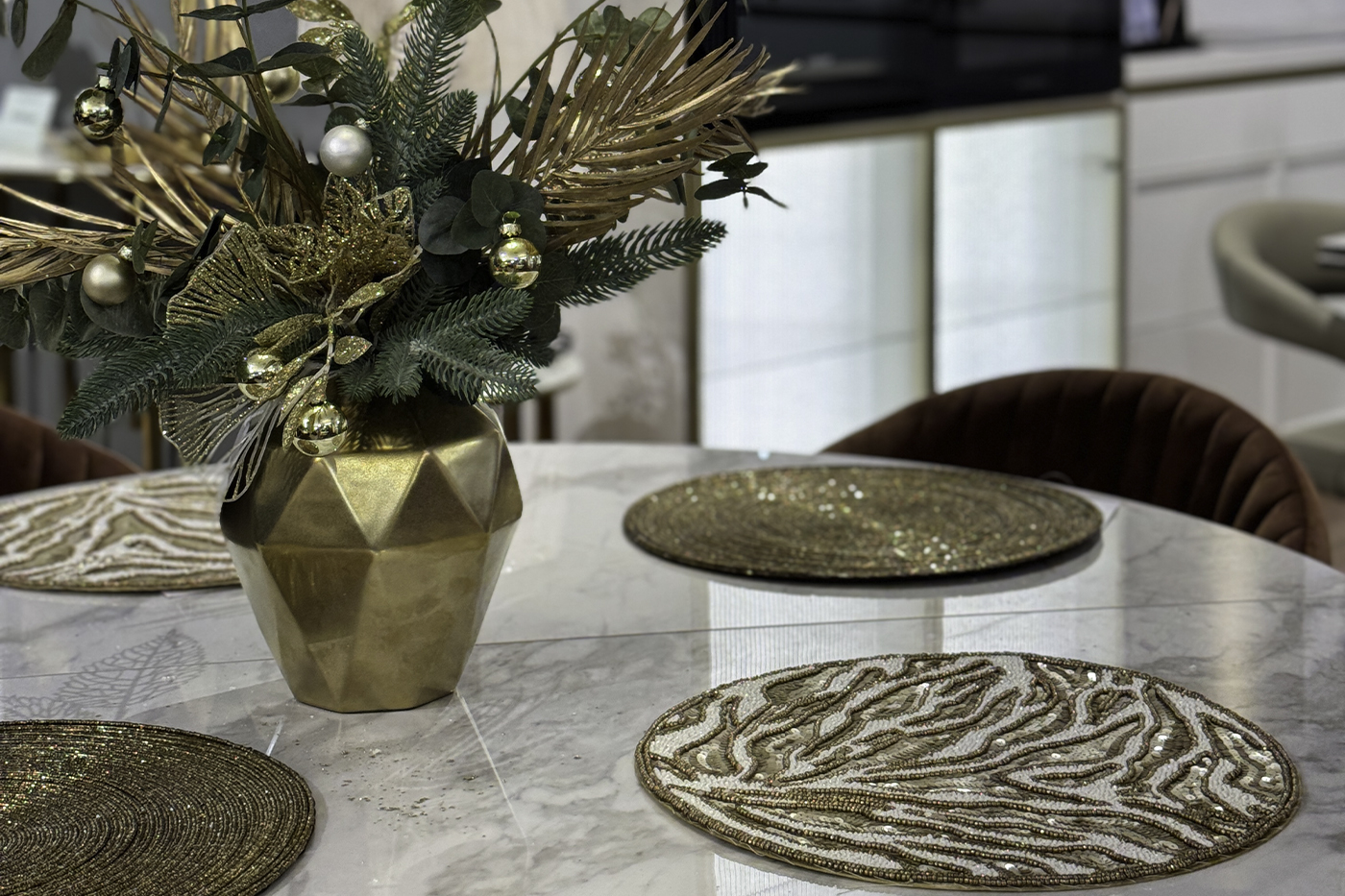 Салфетка сервировочная «Саванна» золотая с бисером 2