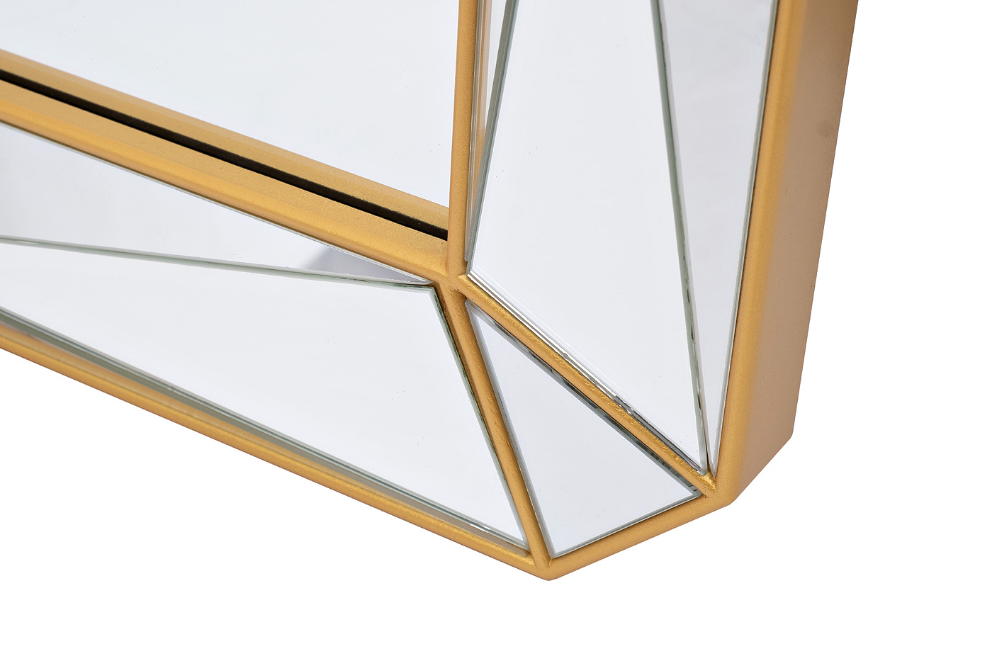 Зеркало с фактурной зеркальной отделкой 2