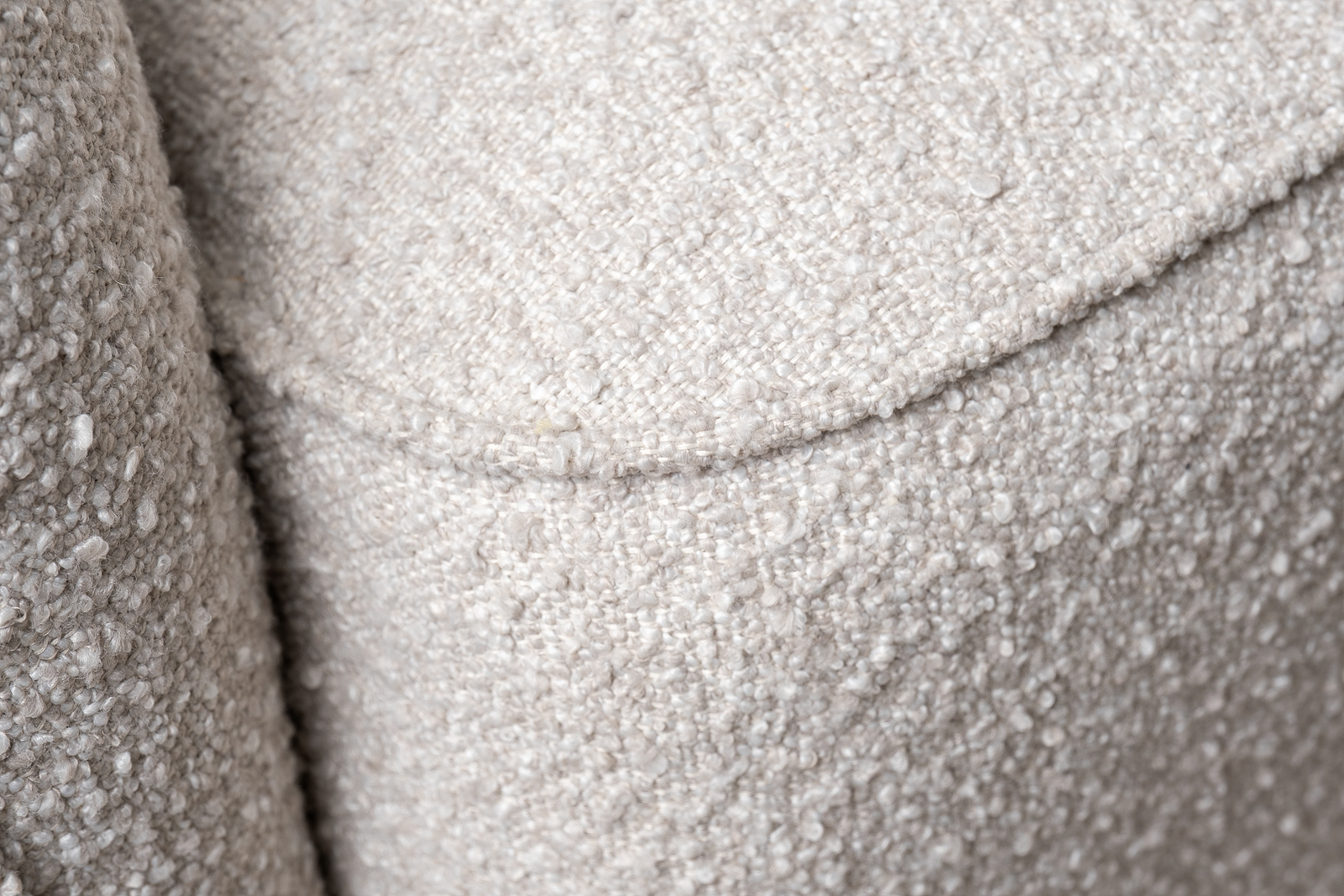 Кресло Тулон(Toulon) букле бежевое 4