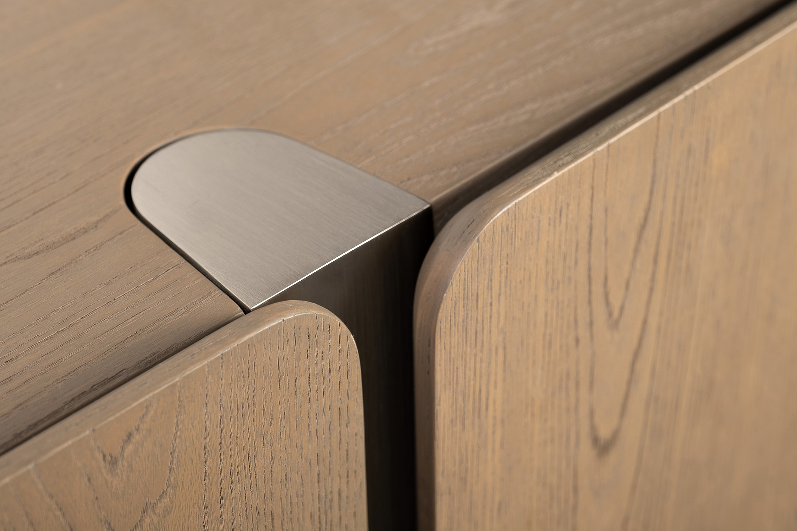 Комод Cмут (Smooth) шпон ясеня 4