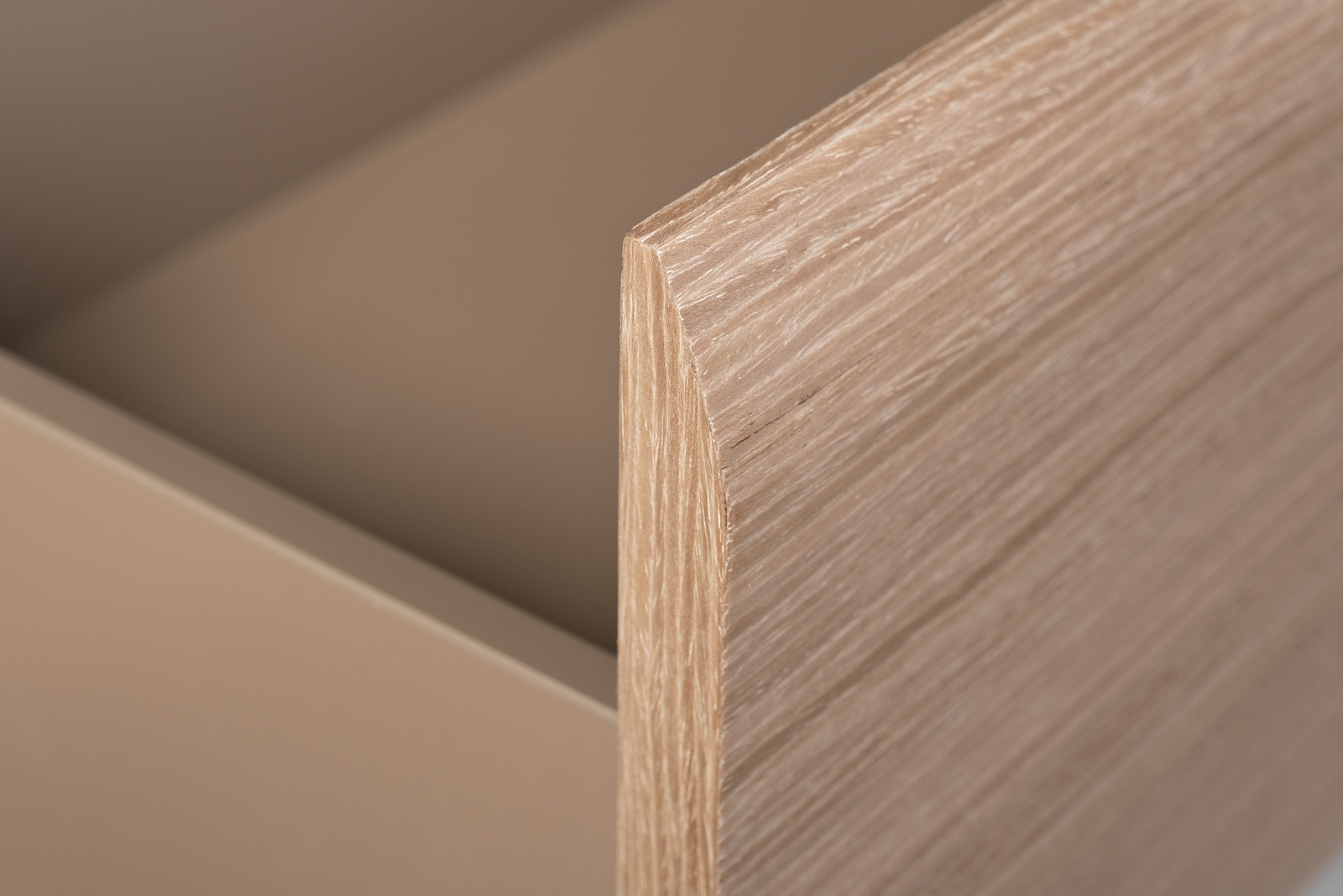 Тумба под телевизор с ящиками 4