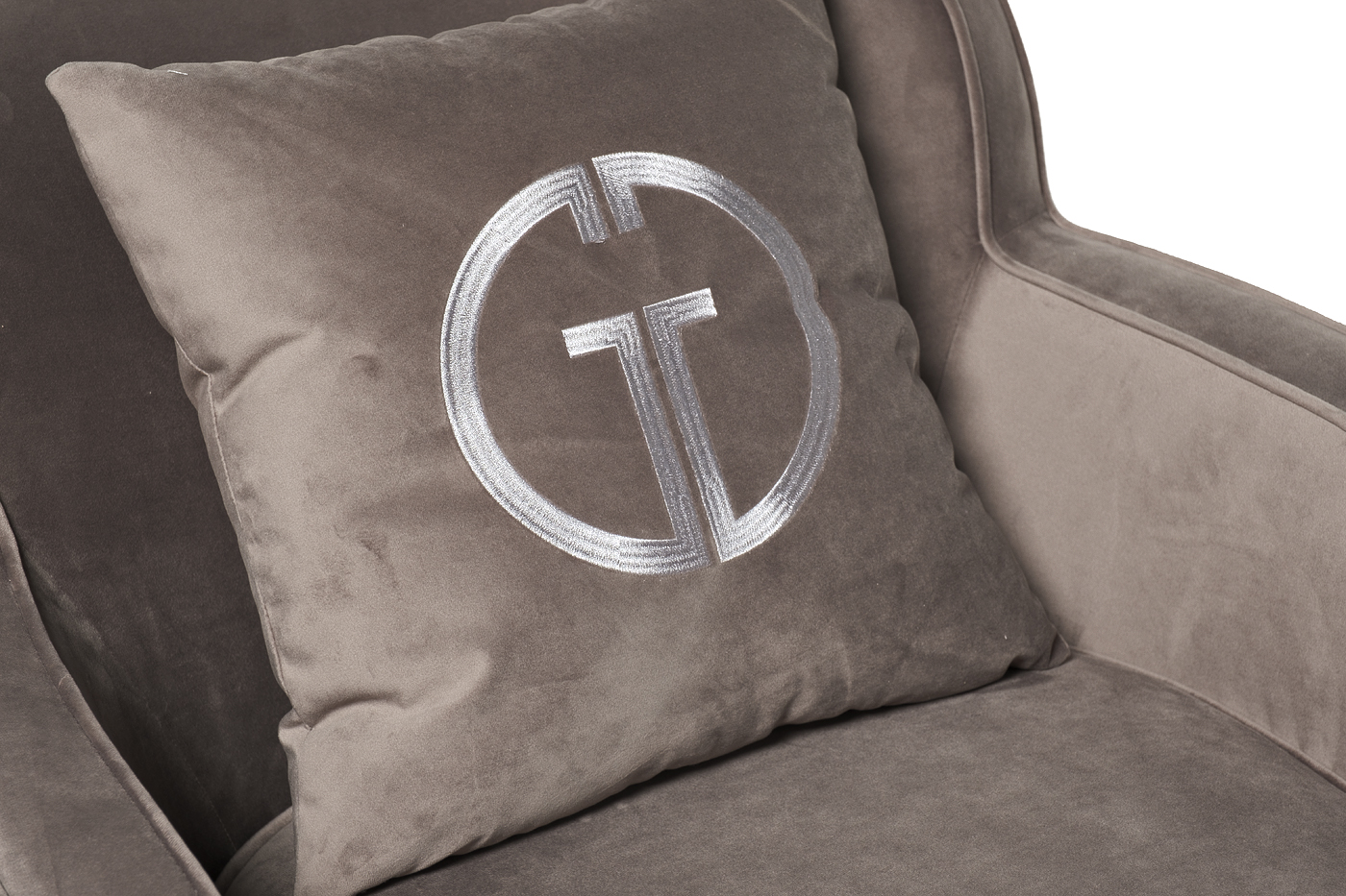 Кресло вращающееся велюровое серое 4