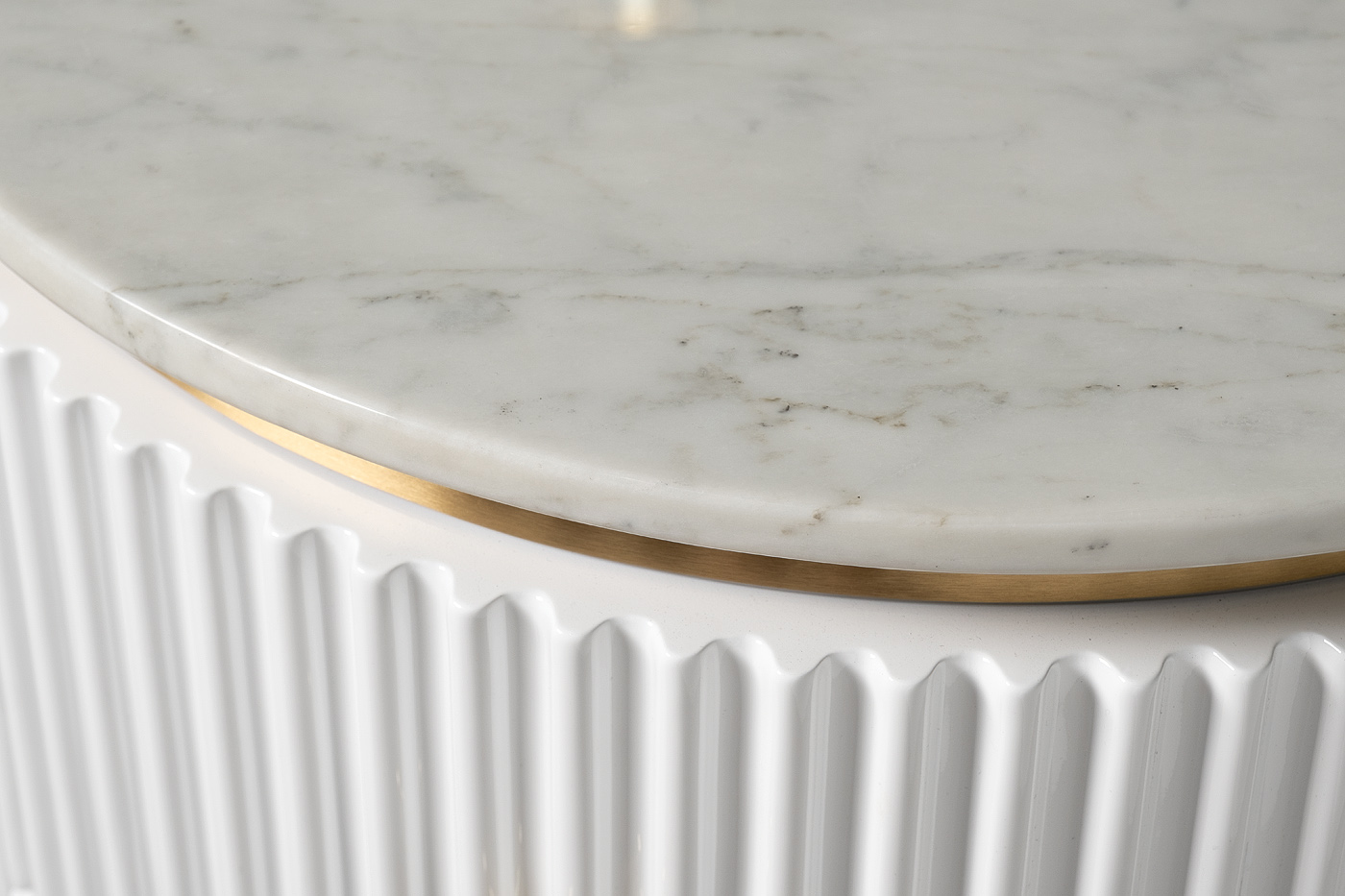 Тумбочка с 2мя ящиками и мраморной столешницей 4