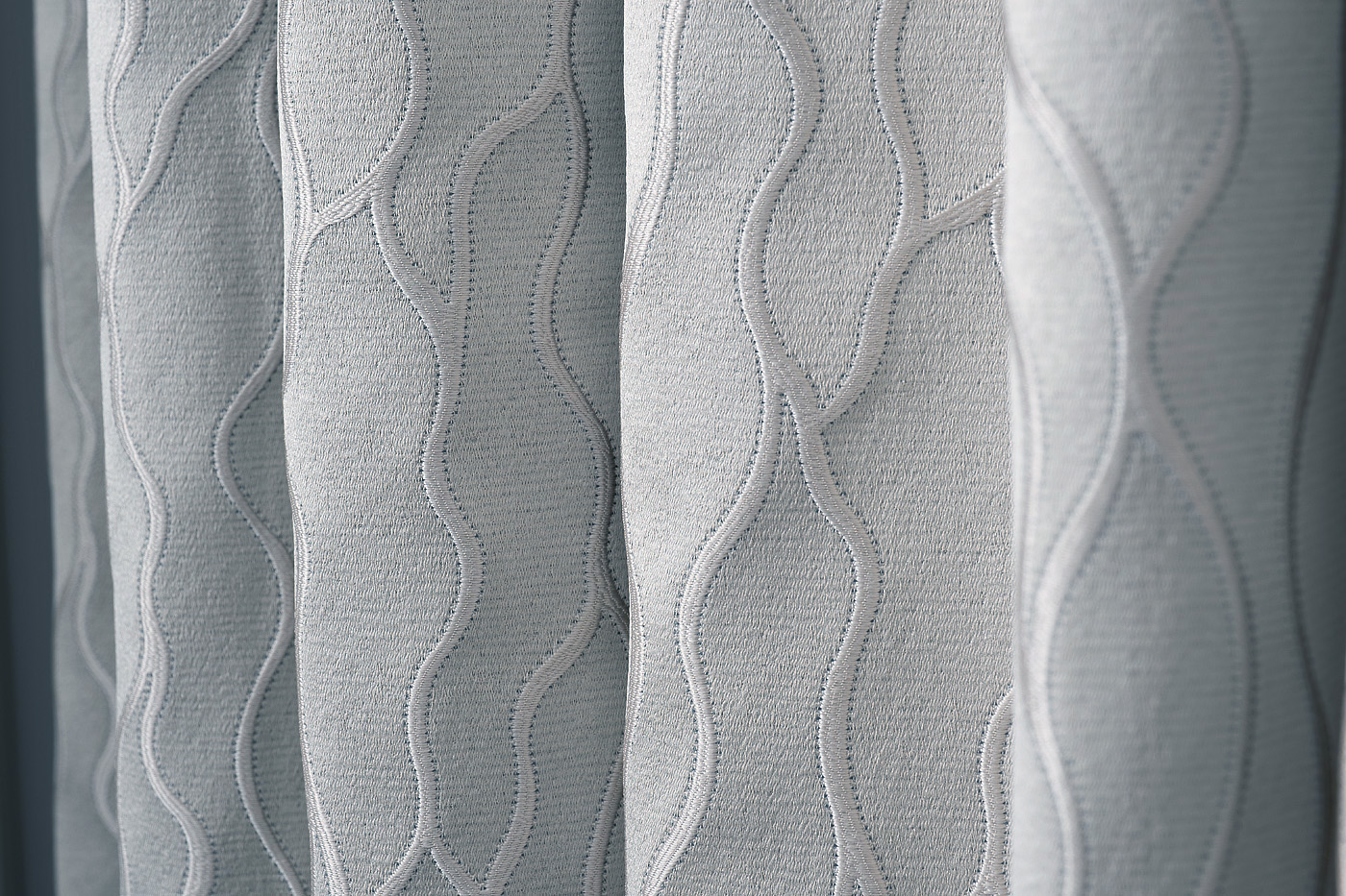 Портьера Мэш (Mesh) 275х260см голубая 2