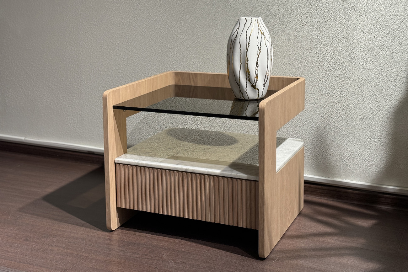 Тумбочка с ящиком светлая 8