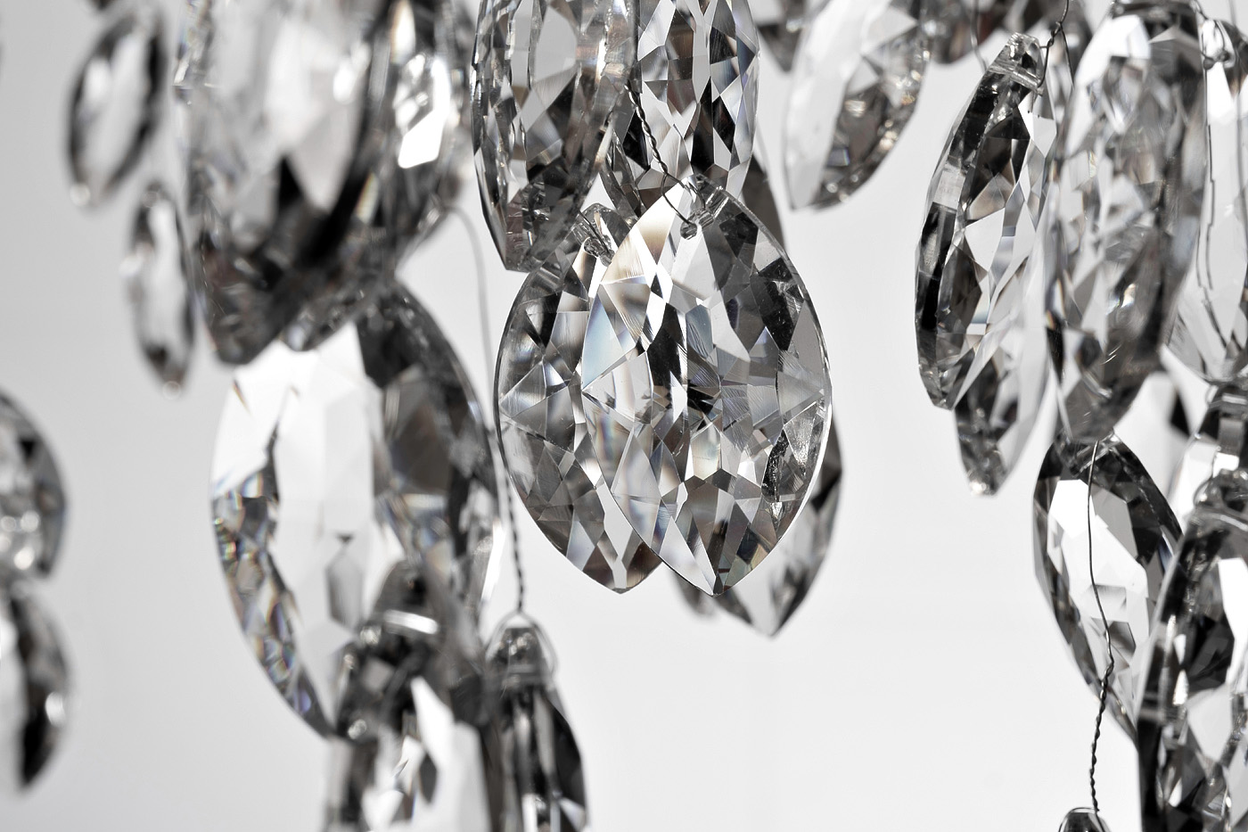 Люстра со стеклянными подвесами цвет хром 2