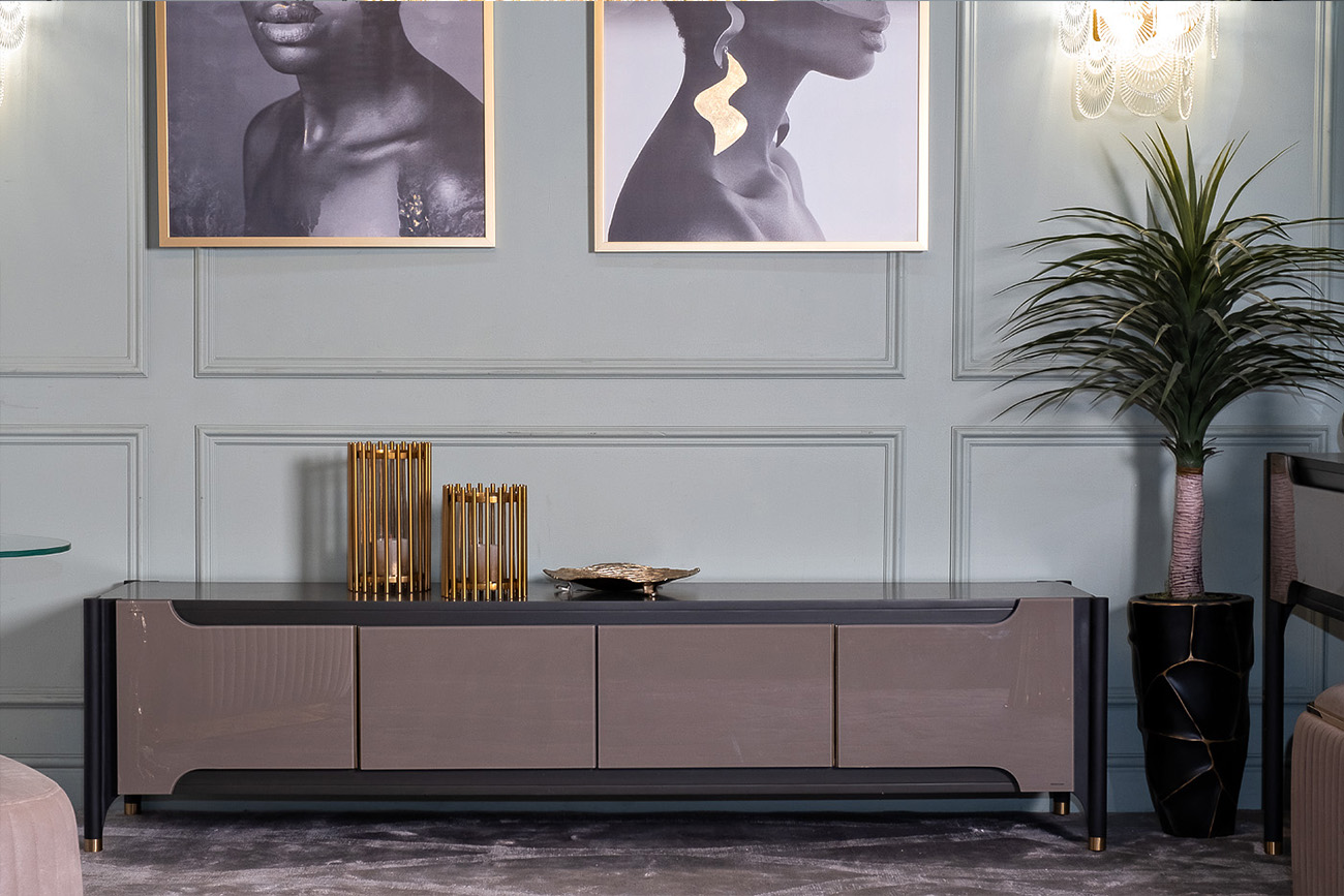 Подсвечник металлический золотой 2