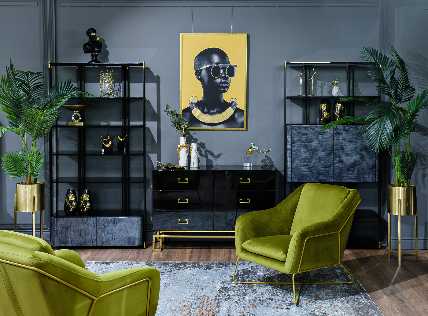 Комод черный с ящиками 6