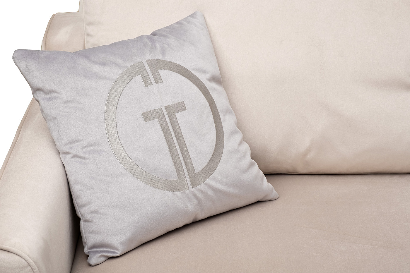 Диван Портофино(Portofino) двухместный раскладной светло-серый с кантом 5