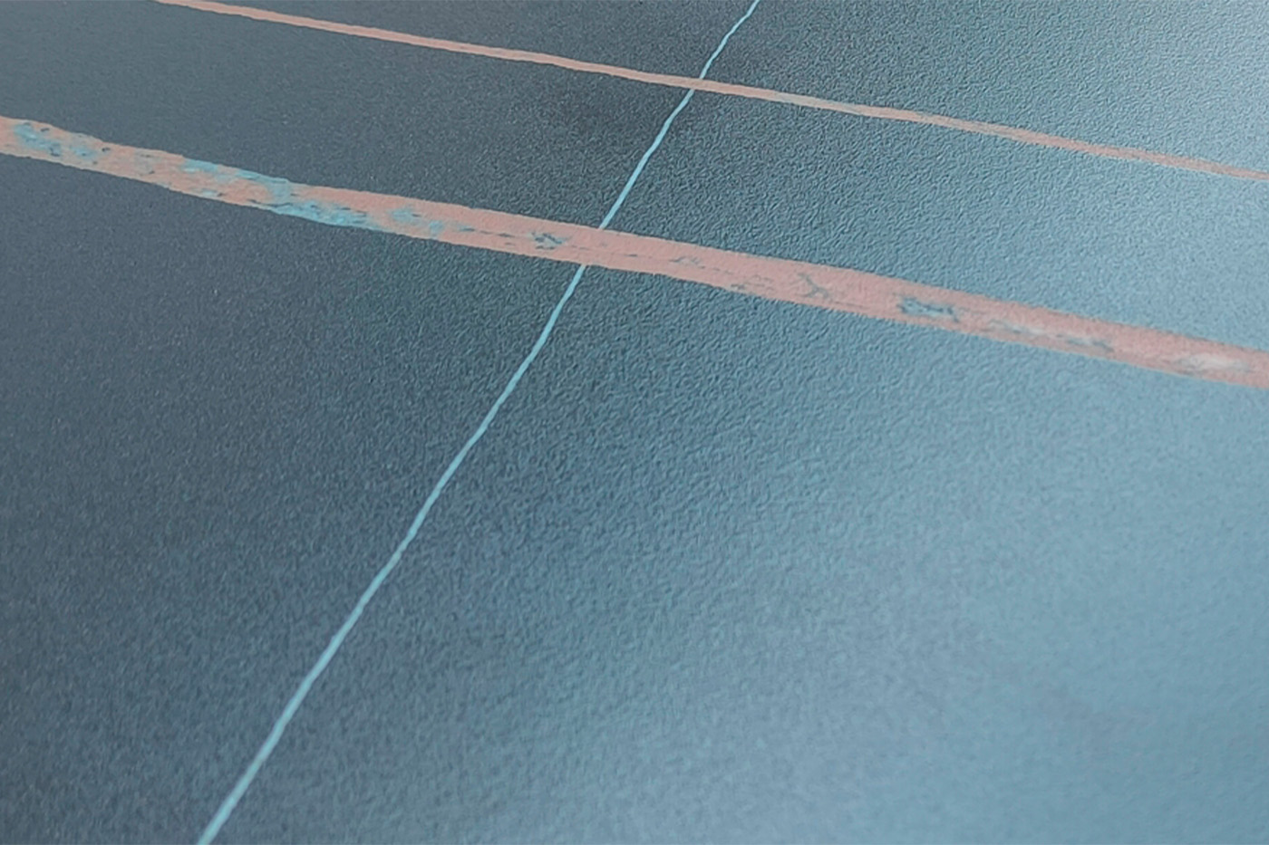 Стол кофейный Embrace уличный черный 2