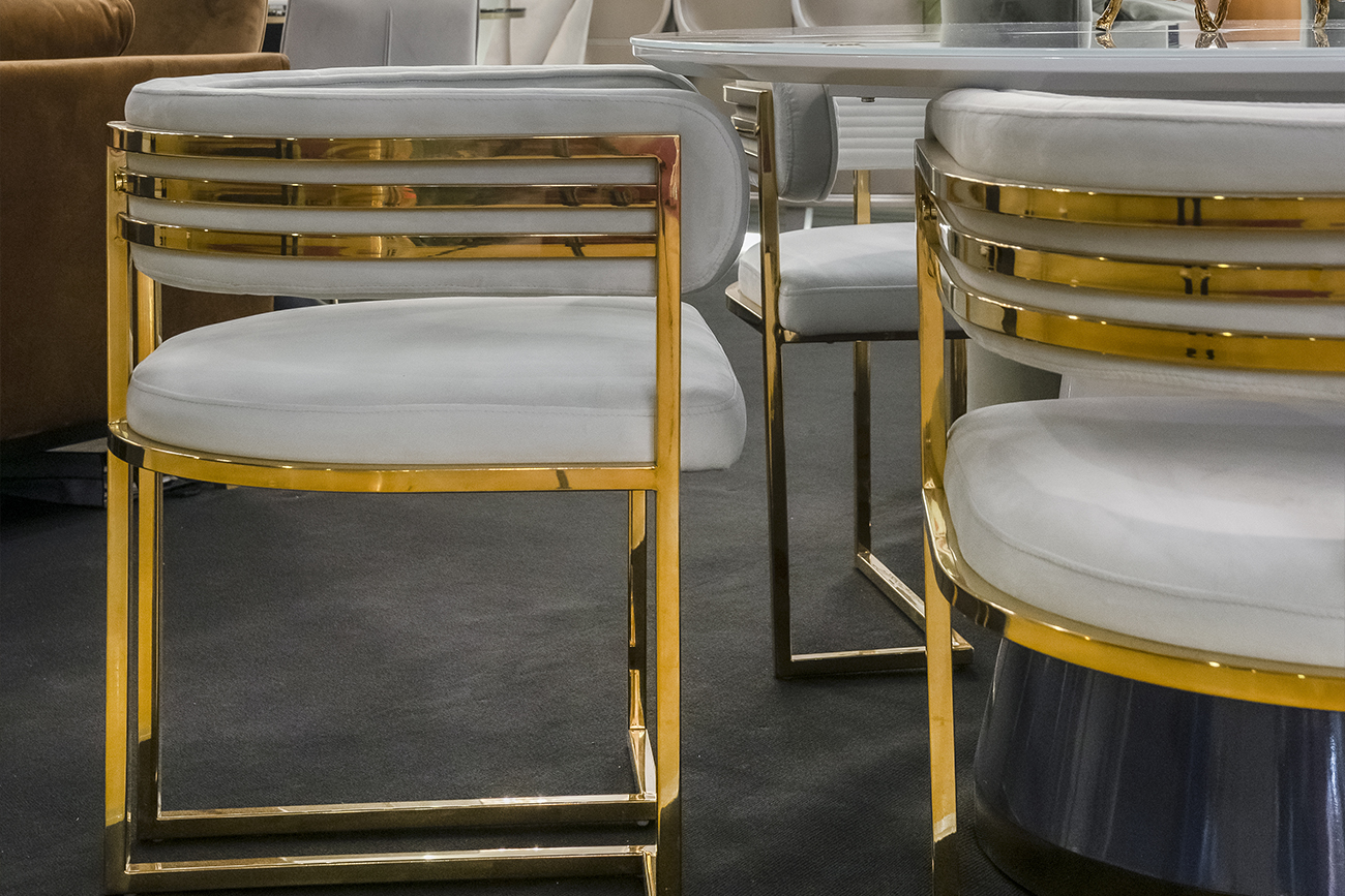 Стул велюровый светло-серый/золото 6