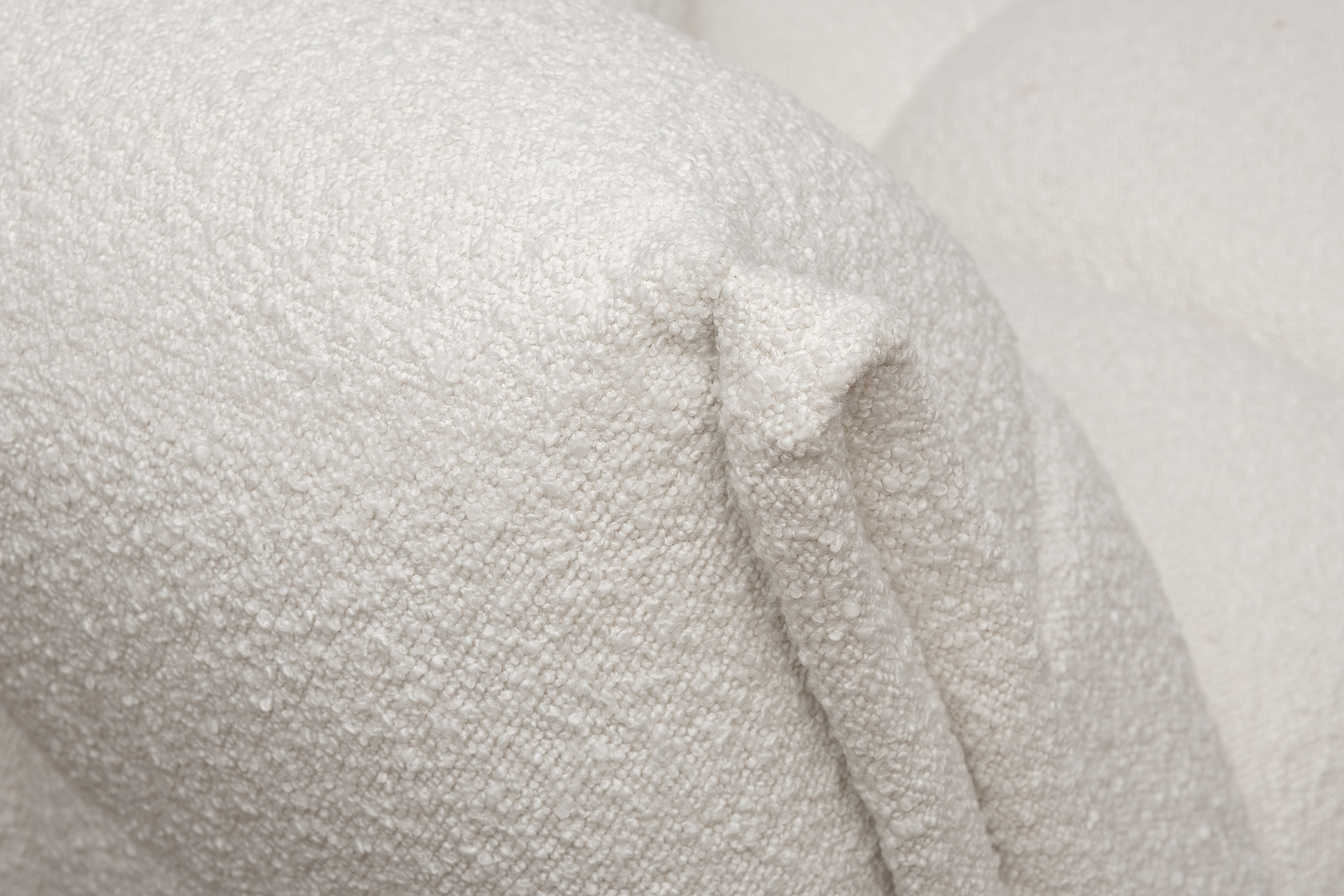 Диван Прато(Prato) двухместный букле экрю 5