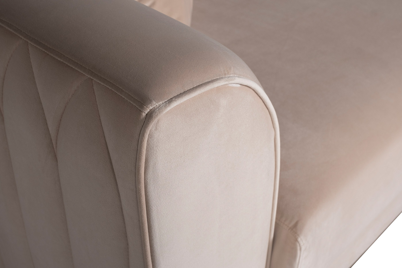 Диван Люцерн (Lucerne) трехместный велюровый бежевый 4