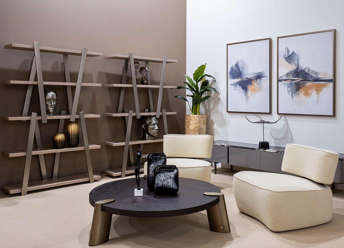 Кресло без подлокотников букле бежевое 10