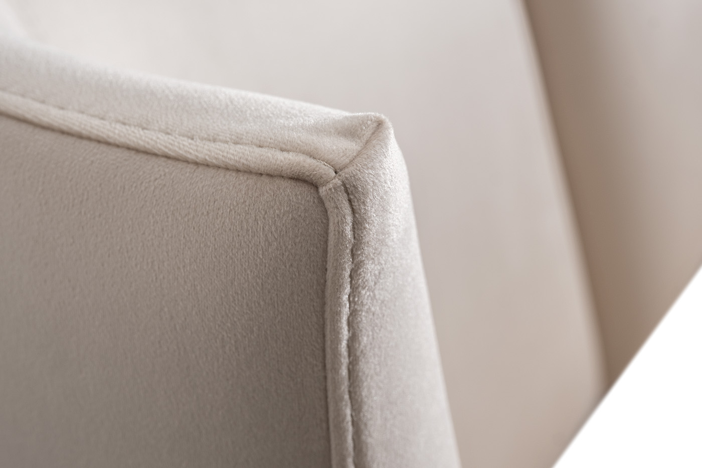 Кровать Сиена(Siena) велюровая бежевая 4